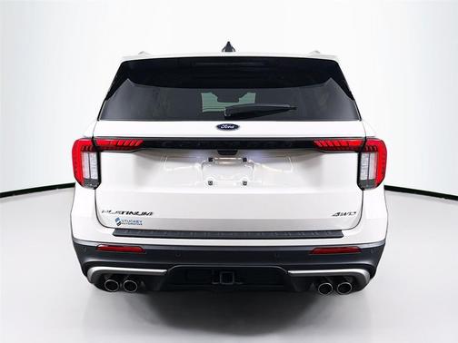 Star White Metallic Tri-Coat 2025 Ford Explorer Platinum
