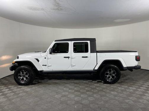 2022 Jeep Gladiator Sport S