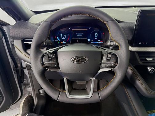 Space White Metallic 2026 Ford Explorer Tremor