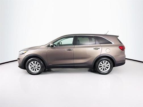 Dragon Brown 2019 Kia Sorento LX