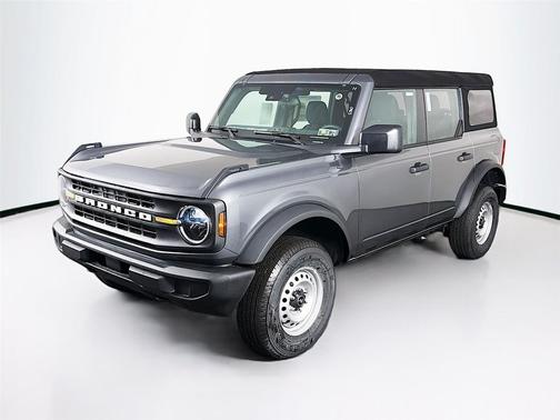 Carbonized Gray 2025 Ford Bronco Base
