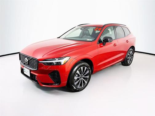 2024 Volvo XC60 B5 Plus Dark Theme