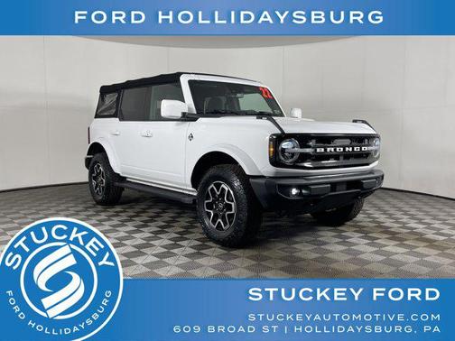 2022 Ford Bronco Outer Banks
