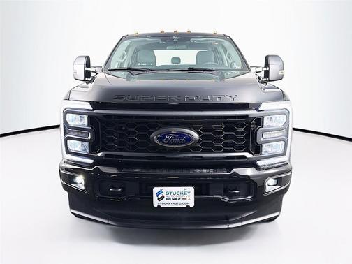 Agate Black Metallic 2026 Ford F-250 XL