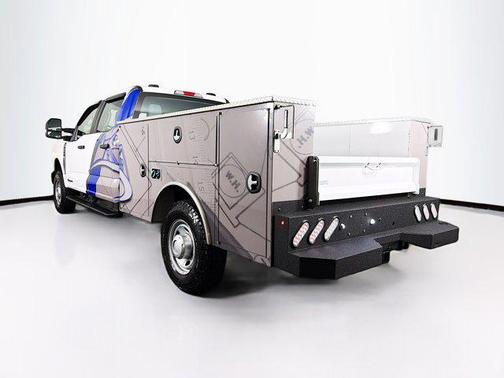 Oxford White 2024 Ford F-350 XL