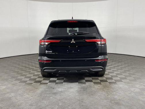 2022 Mitsubishi Outlander ES 2.5 S-AWC