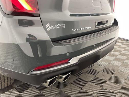 2025 GMC Yukon XL AT4 4WD