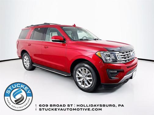 Rapid Red Metallic Tinted Clearcoat 2020 Ford Expedition XLT