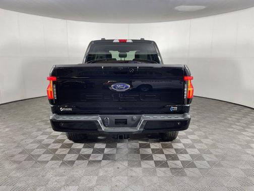 2023 Ford F-150 Lightning XLT