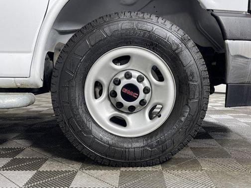 2024 GMC Savana 2500 Work Van