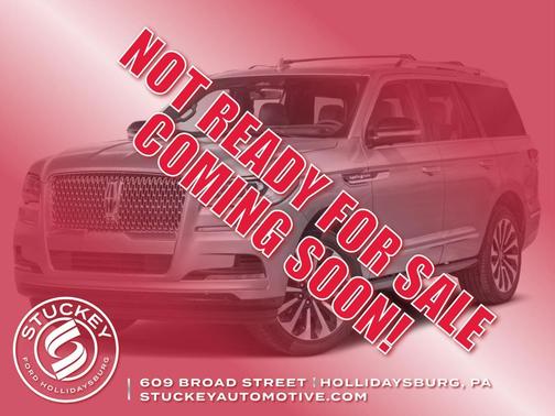 2023 Lincoln Navigator Standard