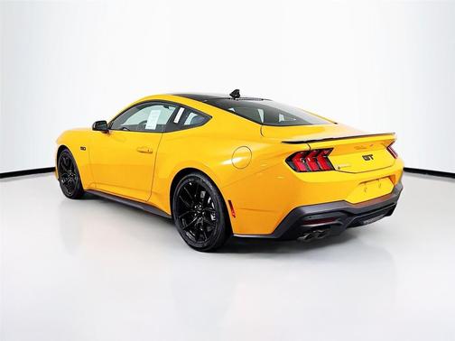Orange Fury Metallic Tri-Coat 2026 Ford Mustang GT