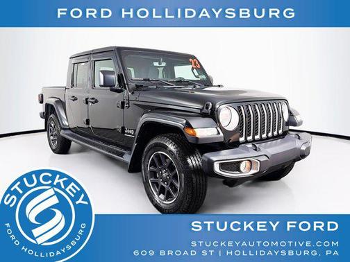 2023 Jeep Gladiator Overland