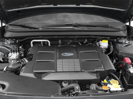 Crystal White Pearl 2017 Subaru Outback 3.6R Limited