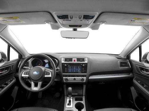 Crystal White Pearl 2017 Subaru Outback 3.6R Limited