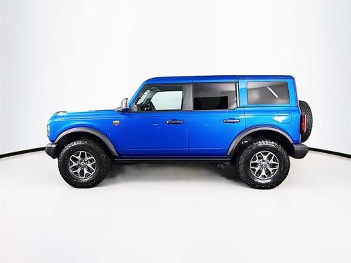 Velocity Blue Metallic 2025 Ford Bronco Badlands