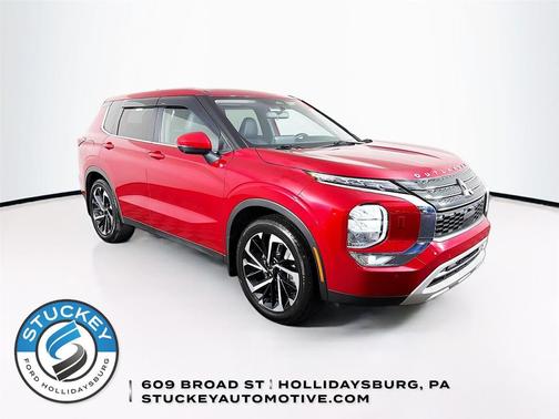 Red Diamond 2024 Mitsubishi Outlander SE 2.5 S-AWC