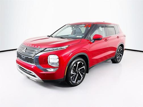 Red Diamond 2024 Mitsubishi Outlander SE 2.5 S-AWC