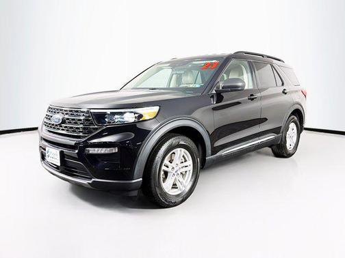 Agate Black Metallic 2023 Ford Explorer XLT