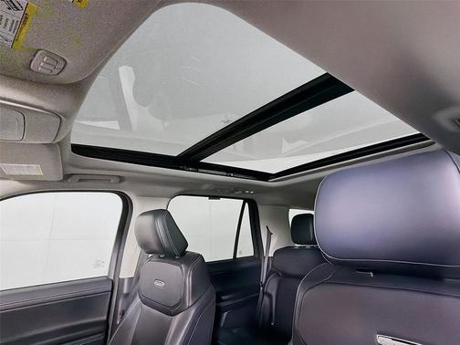 Glacier Gray Metallic TriCoat 2025 Ford Expedition Platinum