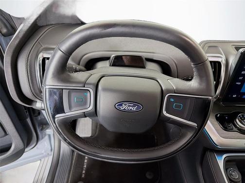 Glacier Gray Metallic TriCoat 2025 Ford Expedition Platinum