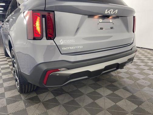2024 Kia Sorento EX