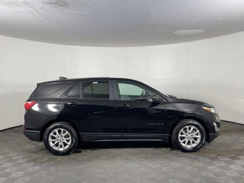 Mosaic Black Metallic 2021 Chevrolet Equinox LS