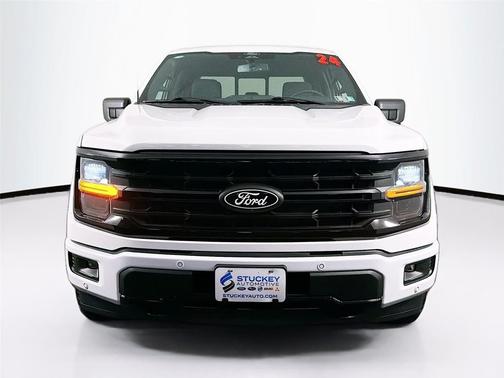 Oxford White 2024 Ford F-150 XLT