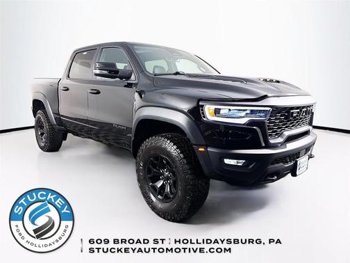 Diamond Black Crystal Pearlcoat 2026 RAM 1500 RHO Crew Cab 4x4 5'7' Box