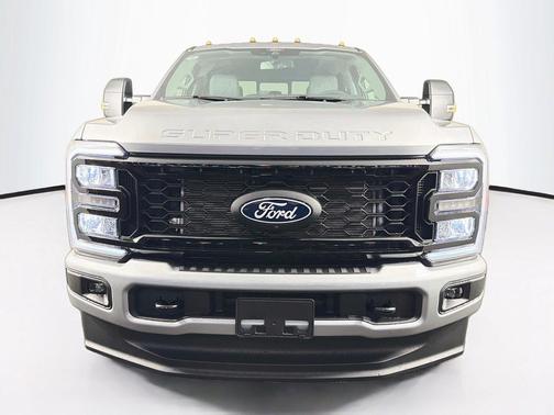 Iconic Silver Metallic 2027 Ford F-250 XLT
