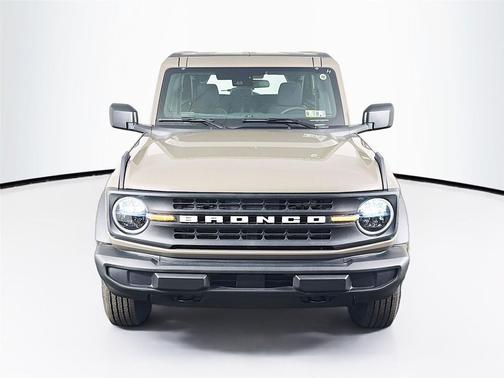 Marsh Gray 2025 Ford Bronco Base