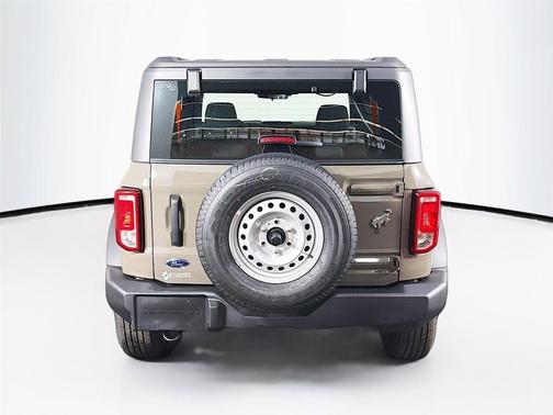 Marsh Gray 2025 Ford Bronco Base