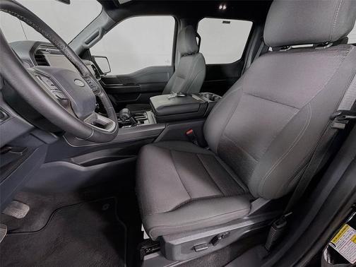 Agate Black Metallic 2024 Ford F-150 XLT