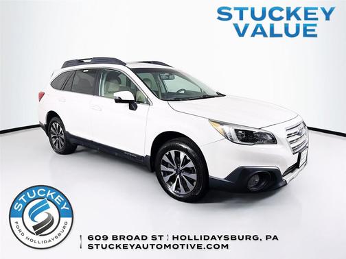 Crystal White Pearl 2017 Subaru Outback 3.6R Limited