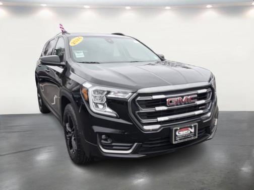 2022 GMC Terrain AWD AT4
