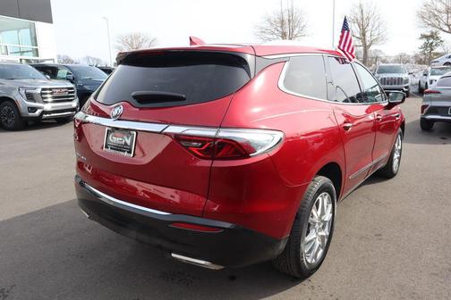 2023 Buick Enclave Essence AWD