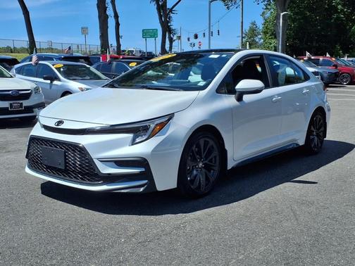2023 Toyota Corolla XSE