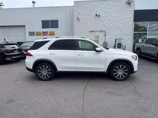 Polar White 2024 Mercedes-Benz GLE 350 4MATIC