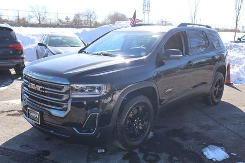 2023 GMC Acadia AWD AT4