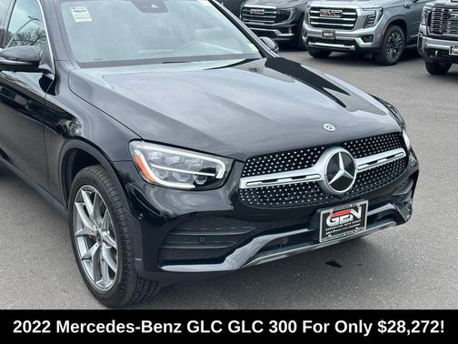 Black 2022 Mercedes-Benz GLC 300 4MATIC