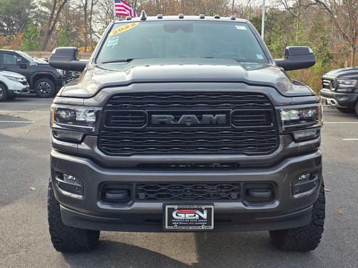 2022 RAM 2500 Limited Crew Cab 4x4 6'4' Box