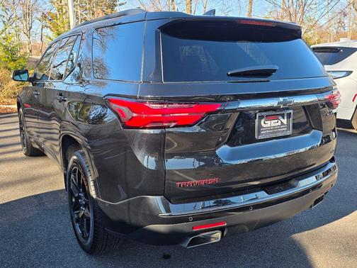 2023 Chevrolet Traverse Premier