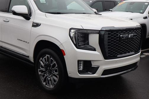 2023 GMC Yukon XL Denali Ultimate