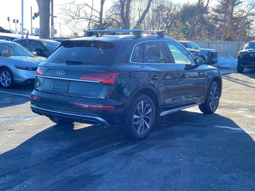 2023 Audi Q5 45 S line Premium Plus