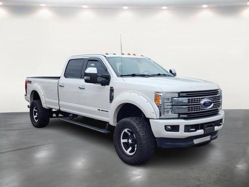 2017 Ford F-350 Platinum