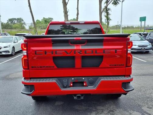 2022 Chevrolet Silverado 1500 Custom