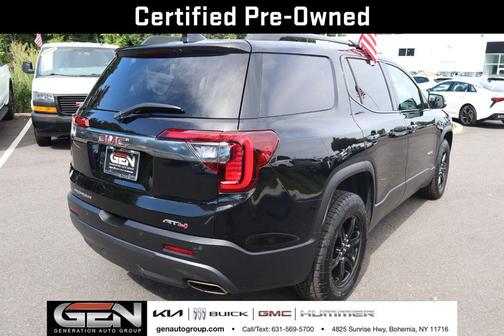2023 GMC Acadia AWD AT4