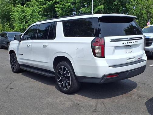 2021 Chevrolet Suburban RST