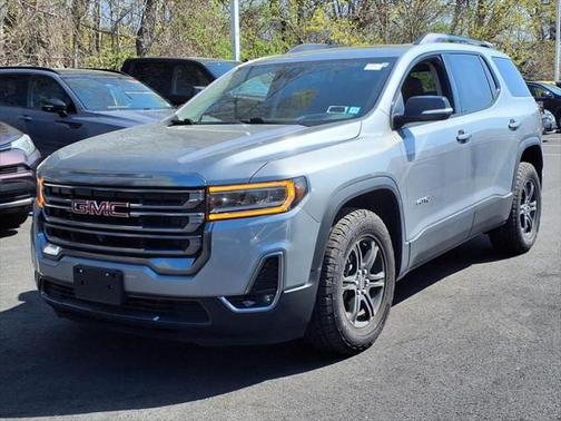 2023 GMC Acadia AWD AT4