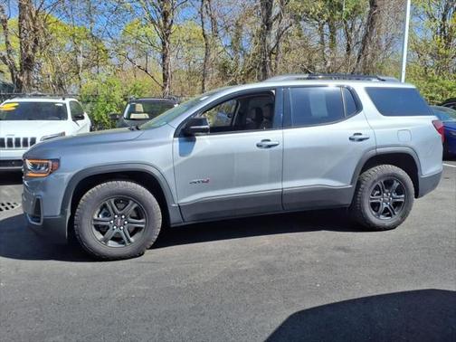 2023 GMC Acadia AWD AT4